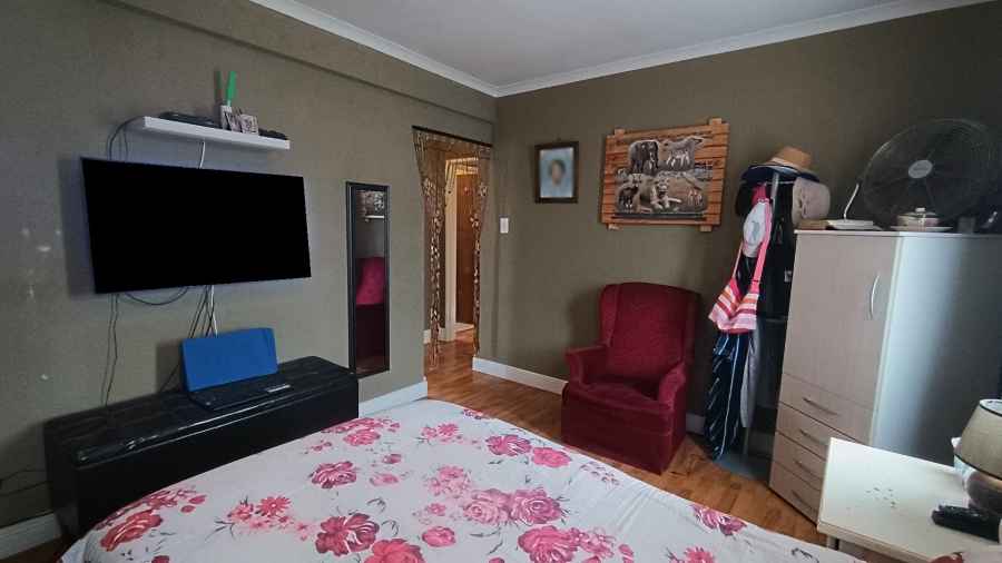 5 Bedroom Property for Sale in Yorkshire Estate Western Cape